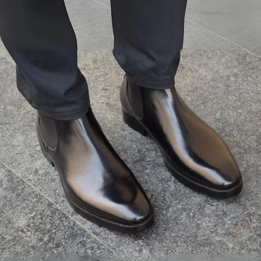 Chelsea boots for men in smooth leather