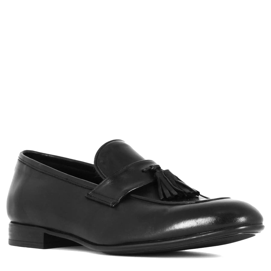 Men's black tassel loafers in soft black leather