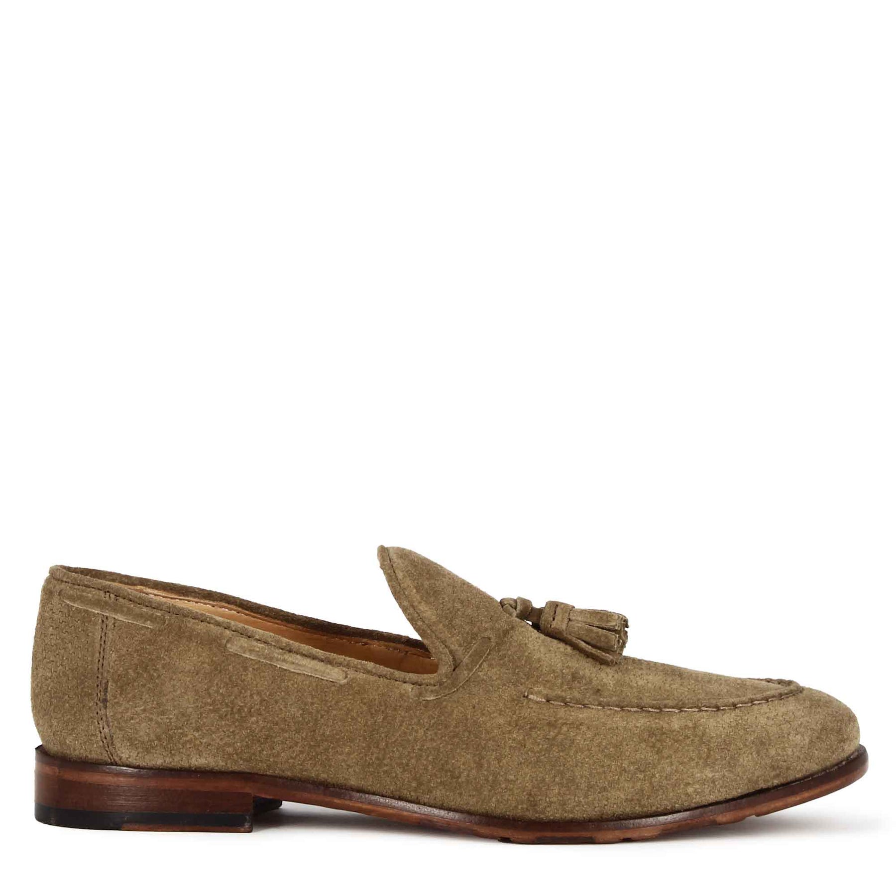 Handmade suede moccasin with beige tassels